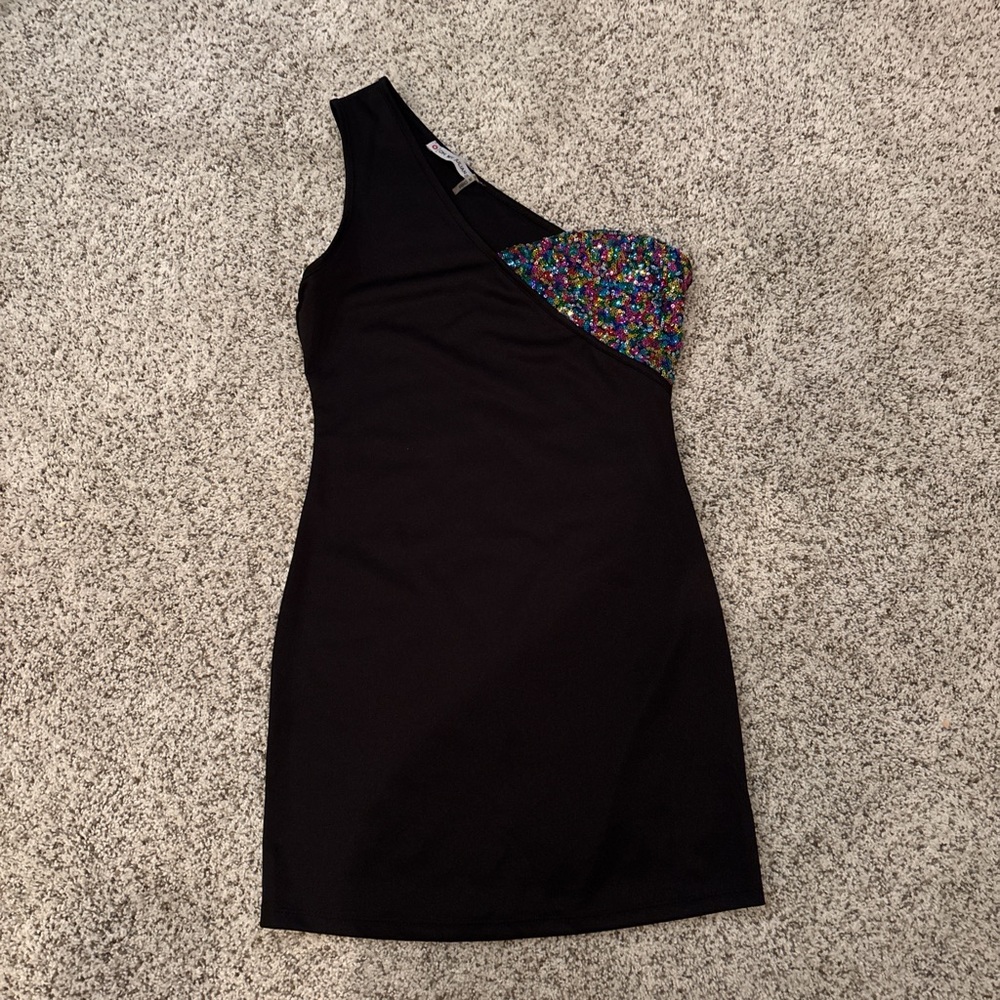 OH MY JULIAN INC. Black One-Shoulder Dress with Colorful Sequin Accent